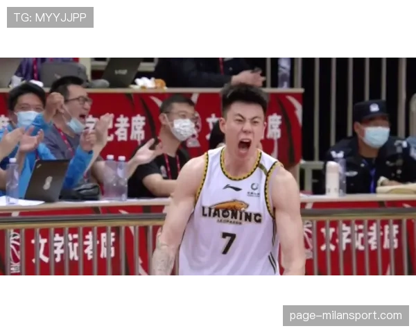 上海男篮客场惜败浙江 小将张洪硕末节爆发成取胜奇兵